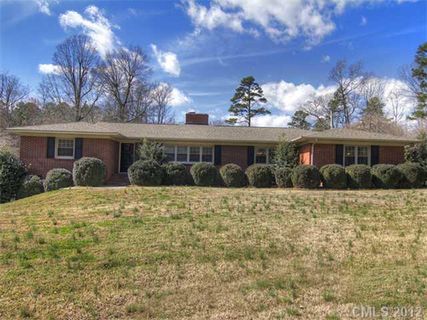 102 Brooke Drive