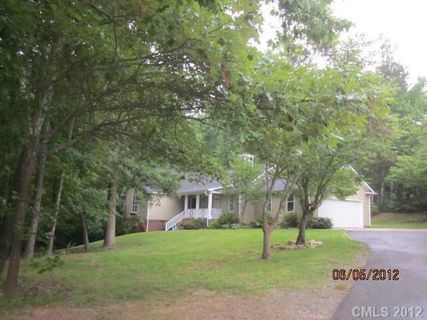 5024 Mountain Point Lane