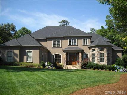 8225 Victoria Lake Drive