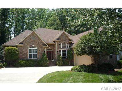 6236 Lake Providence Lane