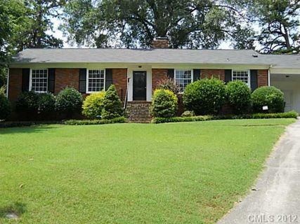 255 Anthony Circle sold home in Wendover Hills, Charlotte, NC
