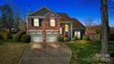 121 Woodfern Place sold home in Mooresville, SC