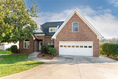 22 Alexander Road sold home in Reems Creek, Weaverville, NC