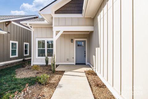 11 Cozy Cottage Way 4 sold home in The Cottages at Averys Creek, Arden, NC