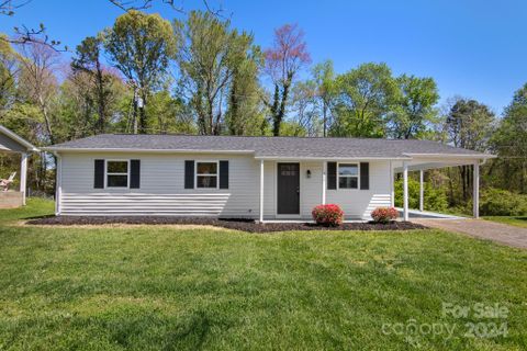 217 Foxwood Drive sold home in Wendover, Maiden, NC