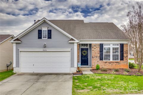 8404 Backer Lane