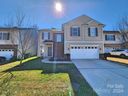 2146 Savannah Hills Drive sold home in Matthews, SC