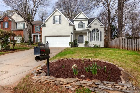 1945 Dunhill Drive