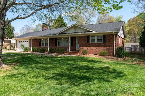 108 Dunlap Loop sold home in Dunlap Gate, Statesville, NC