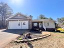 2066 Lake Acres Drive sold home in Hickory, SC