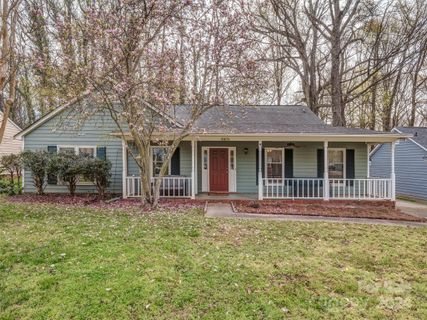 5415 Donnefield Drive sold home in Cheverton, Charlotte, NC