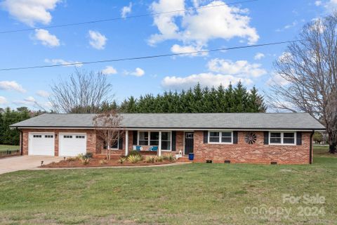 106 Southwood Drive sold home in Southwood, Statesville, NC