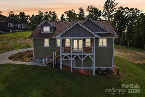 62 Maple Knoll Drive pending home in The Orchards At Chimney Rock, Hendersonville, NC