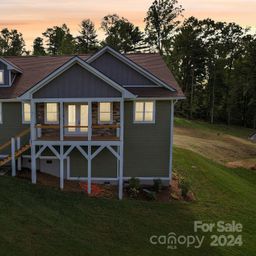 62 Maple Knoll Drive