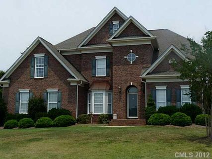 112 Hunters Hill Drive sold home in Fox Den Country Club, Statesville, NC