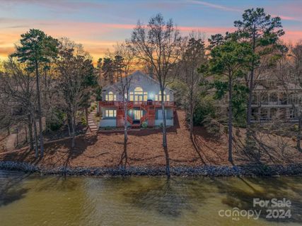 448 Allenton Ferry Drive