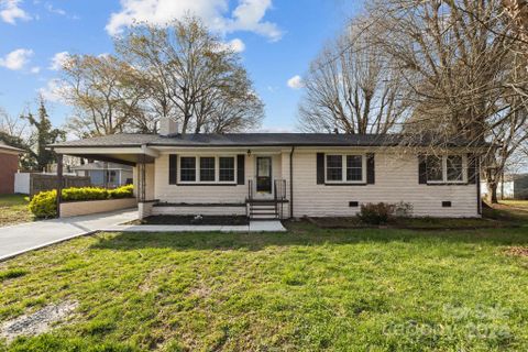 Previously sold for $295,000