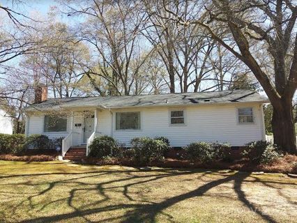 809 N Woodland Drive sold home in Sunny Hills, Lancaster, SC