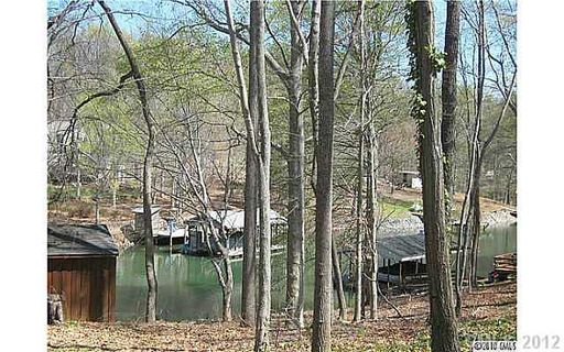 8764 Hardin Court