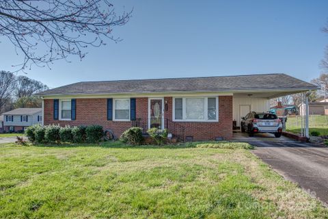 324 Bright Avenue sold home in Edgewood Acres, Bessemer City, NC