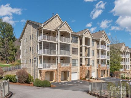 37 Glenview Lane 2023 sold home in The Mountain Condominium, Maggie Valley, NC
