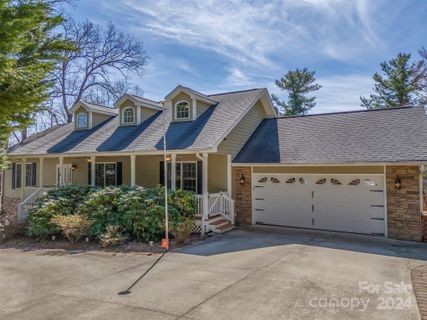 11 Terrapin Trail sold home in Terrapin Hollow, Flat Rock, NC