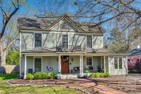 203 S Church Street