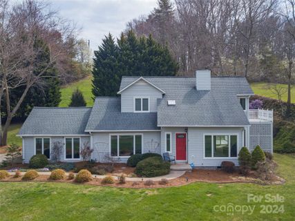 11 Lady Bug Lane sold home in Mountain View Acres, Leicester, NC