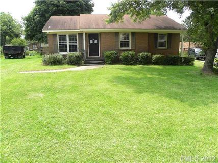 3732 Seaman Drive