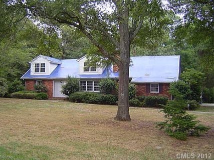 9034 Nolesgate Road sold home in Casa Linda Estates, Charlotte, NC