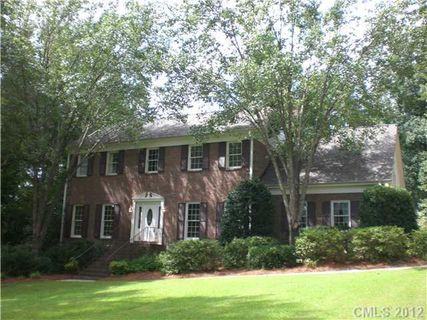 566 Cottonfield Circle