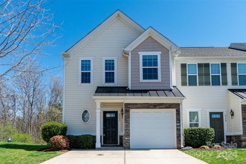 2545 Silverthorn Drive 86
