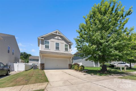 724 Sherman Street sold home in Villages at Fifth Avenue, Gastonia, NC