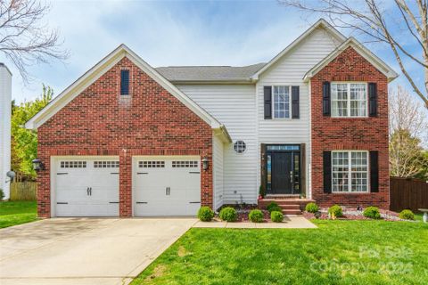 5709 Whitegate Lane