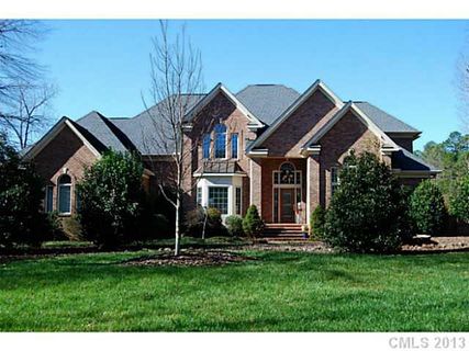 1318 Rosehill Drive