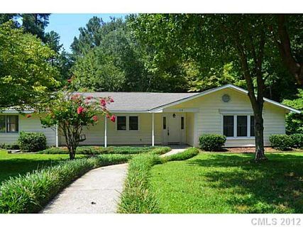 513 Woodberry Drive