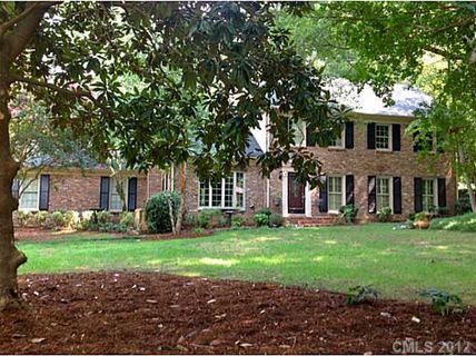 3900 Windwood Circle
