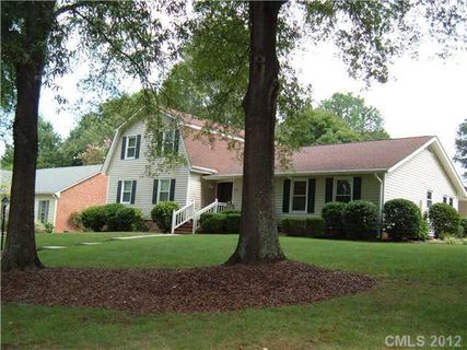4141 Bridgewood Lane
