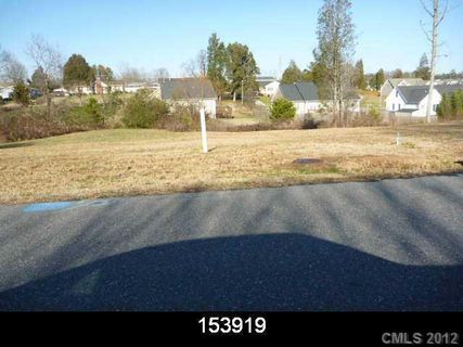 1113 Laurel Woods Drive
