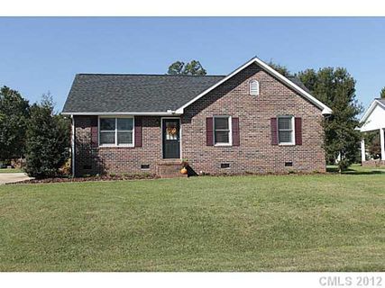415 Park Avenue sold home in Woodside, Granite Quarry, NC
