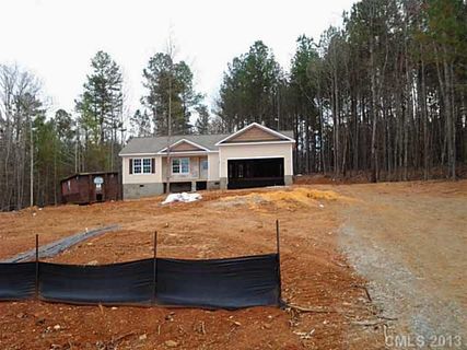 3570 Lake Bluff Drive 1
