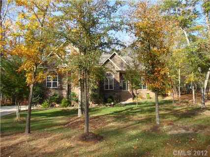 7419 Walnut Crest Drive