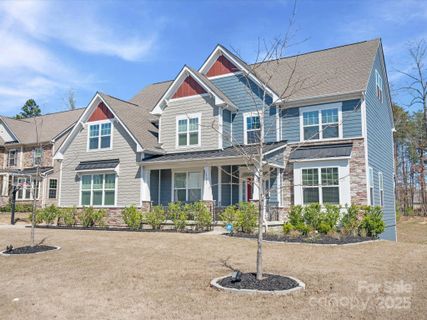Previously sold for $808,300