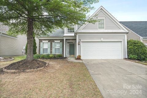 8433 Darcy Hopkins Drive sold home in Auburn Place, Charlotte, NC