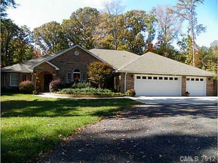 460 Hedrick Lambe Drive