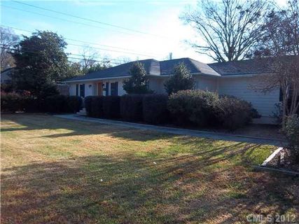 1101 S Wendover Road sold home in Wendover Hills, Charlotte, NC