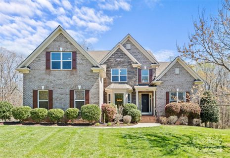 2063 Weddington Lake Drive sold home in Lake Forest Preserve, Weddington, NC