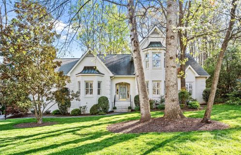 124 Amrita Court