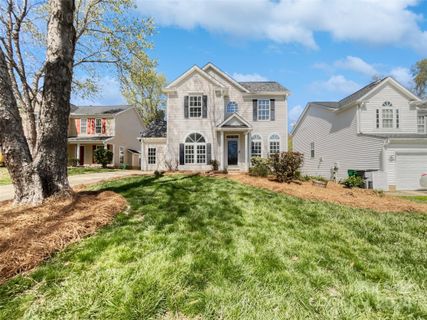 8913 Treyburn Drive sold home in Treyburn, Charlotte, NC
