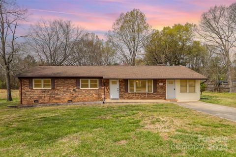 4007 Beaty Road sold home in Southgate, Gastonia, NC